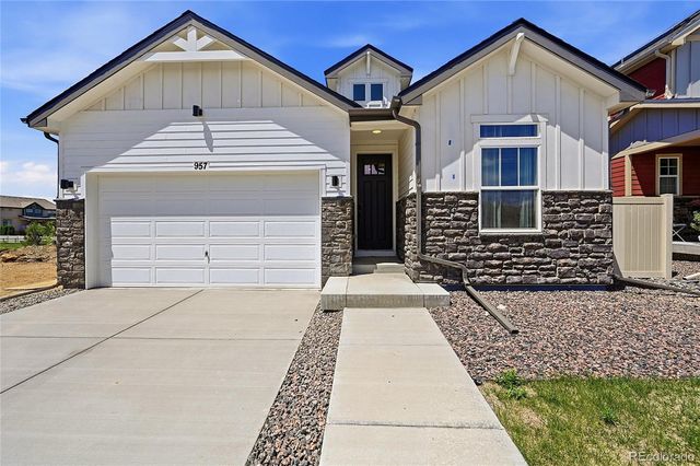 957 Highlands Circle, Erie, CO 80516