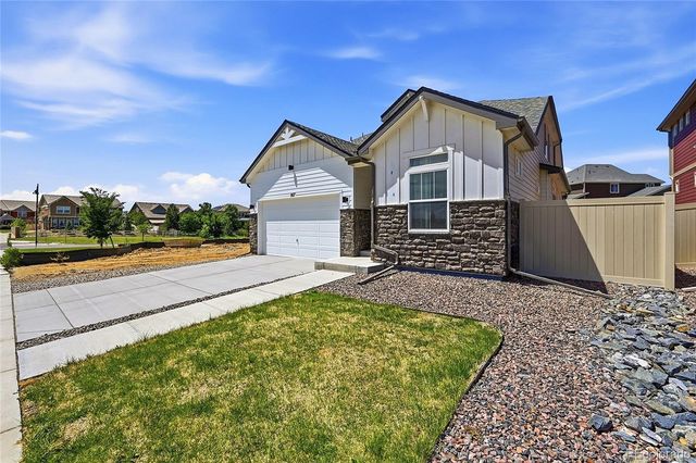 957 Highlands Circle, Erie, CO 80516