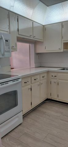 2616 Garden Drive N 303, Lake Worth Beach, FL 33461