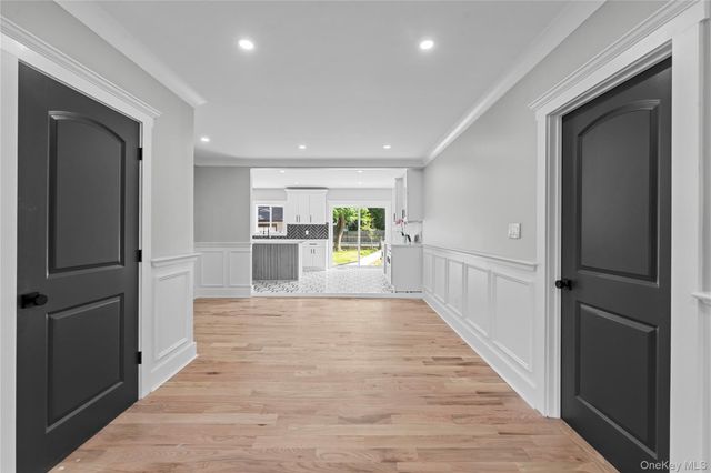 74 Lincoln Avenue, Islip Terrace, NY 11752