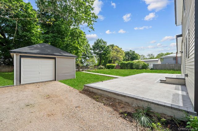 74 Lincoln Avenue, Islip Terrace, NY 11752