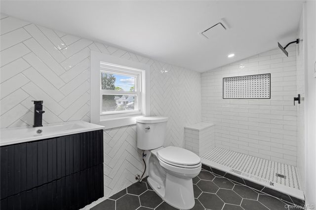 74 Lincoln Avenue, Islip Terrace, NY 11752