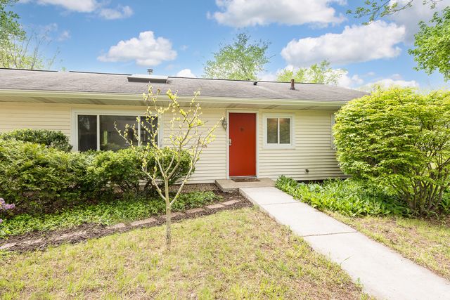 1932 Brock Court, Ann Arbor, MI 48104