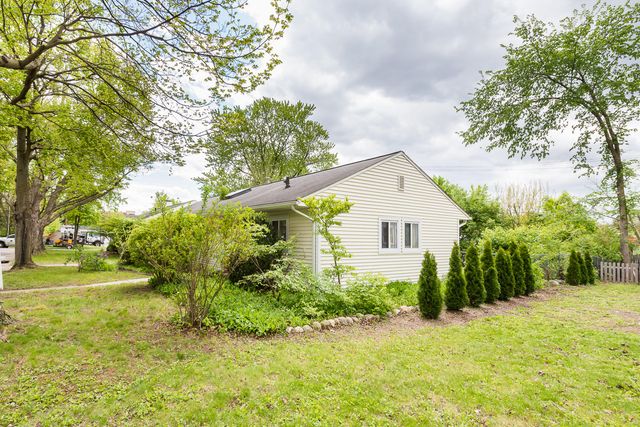 1932 Brock Court, Ann Arbor, MI 48104