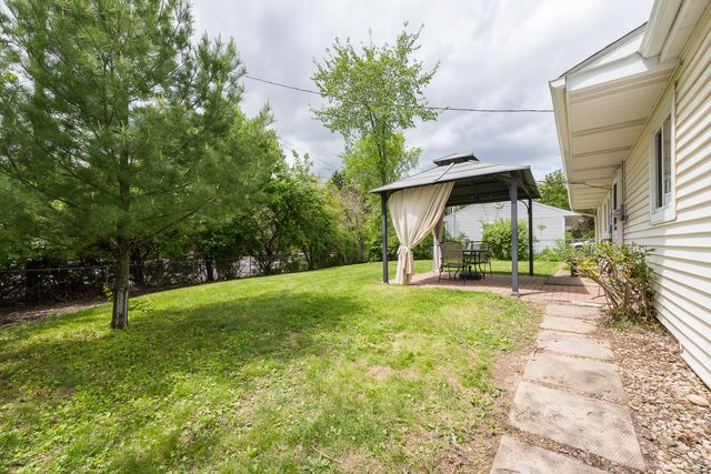 1932 Brock Court, Ann Arbor, MI 48104