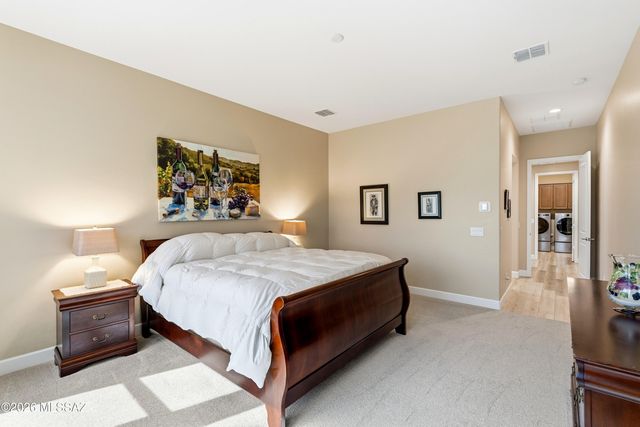 1780 E Wintergreen Drive, Green Valley, AZ 85614