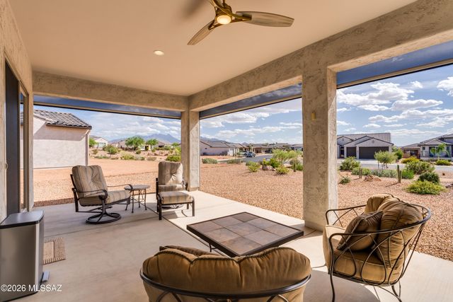 1780 E Wintergreen Drive, Green Valley, AZ 85614