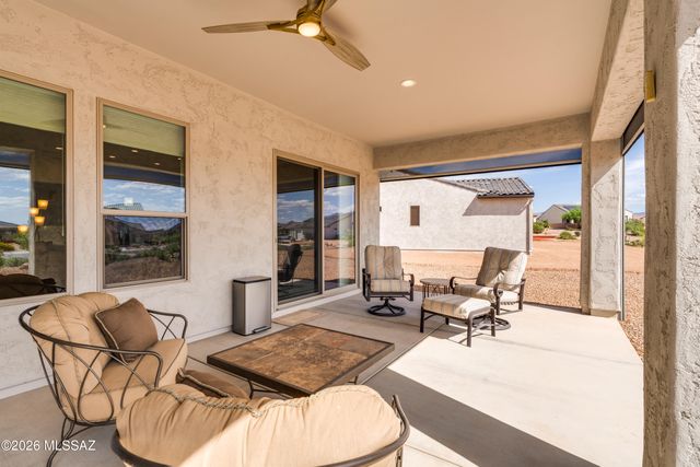 1780 E Wintergreen Drive, Green Valley, AZ 85614