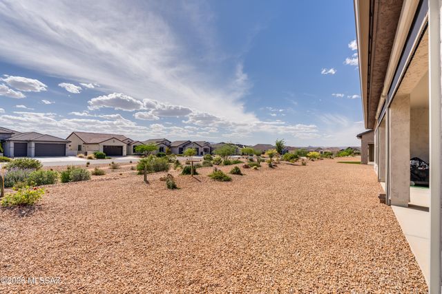 1780 E Wintergreen Drive, Green Valley, AZ 85614