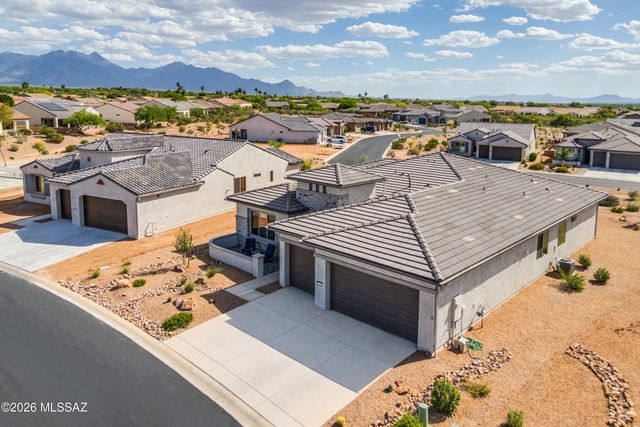 1780 E Wintergreen Drive, Green Valley, AZ 85614