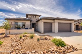 1780 E Wintergreen Drive, Green Valley, AZ 85614