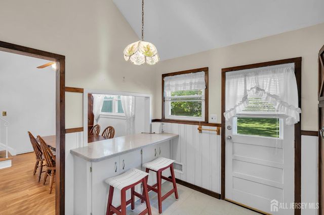6 Pearl Road, East Brunswick, NJ 08816