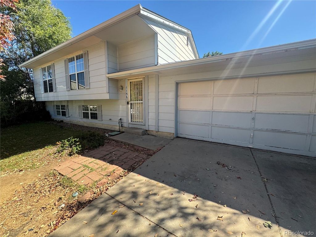 1156 S Cathay Street, Aurora, CO 80017