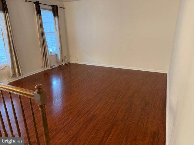 2861 RIDGE RD, Waldorf, MD 20603