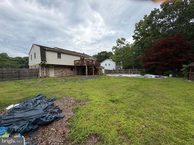 2861 RIDGE RD, Waldorf, MD 20603