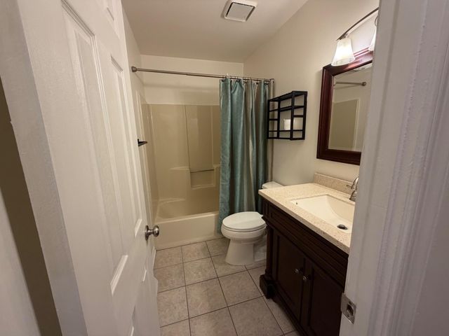 2861 RIDGE RD, Waldorf, MD 20603