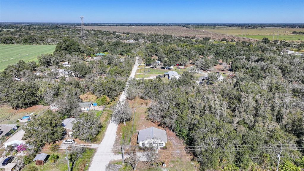 Image 24 of property listing at 3850 SE COUNTY ROAD 760A, Arcadia, FL 34266