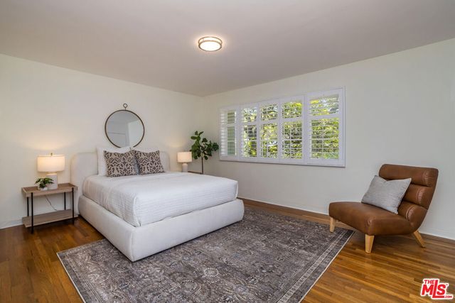 5383 Village, Los Angeles, CA 90016