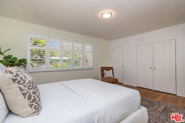 5383 Village, Los Angeles, CA 90016