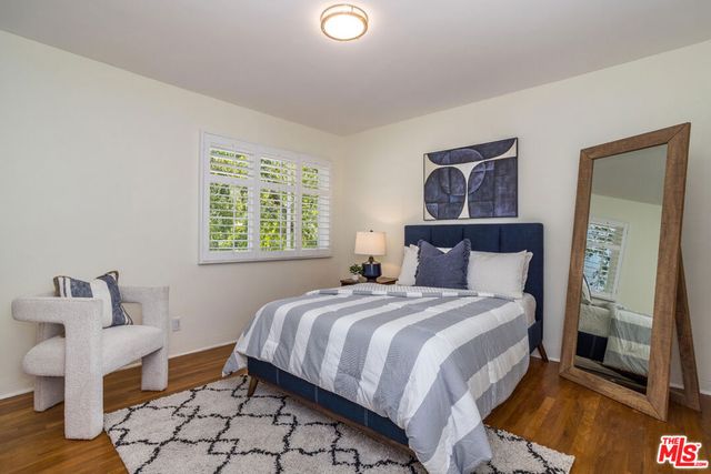 5383 Village, Los Angeles, CA 90016