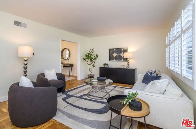 5383 Village, Los Angeles, CA 90016