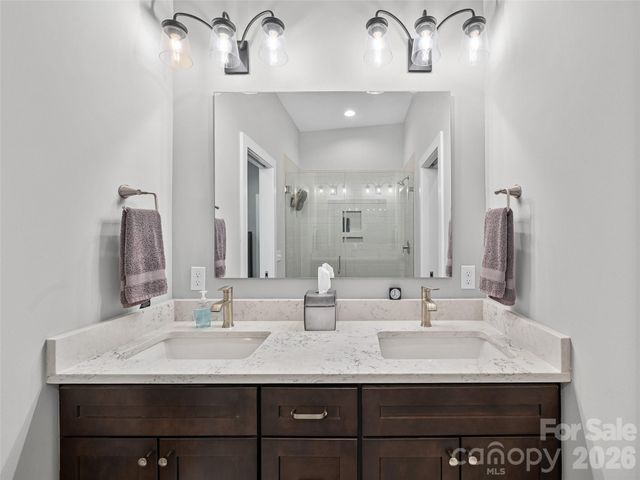 35 Macallan Lane, Asheville, NC 28805