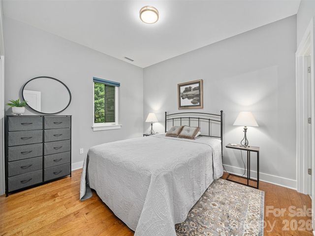 35 Macallan Lane, Asheville, NC 28805