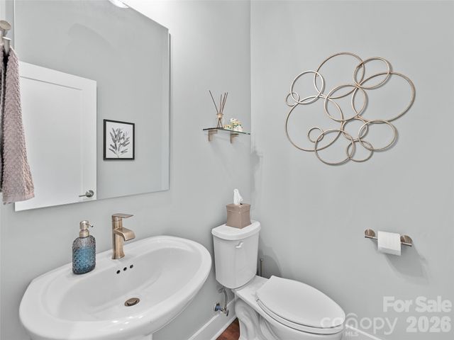 35 Macallan Lane, Asheville, NC 28805