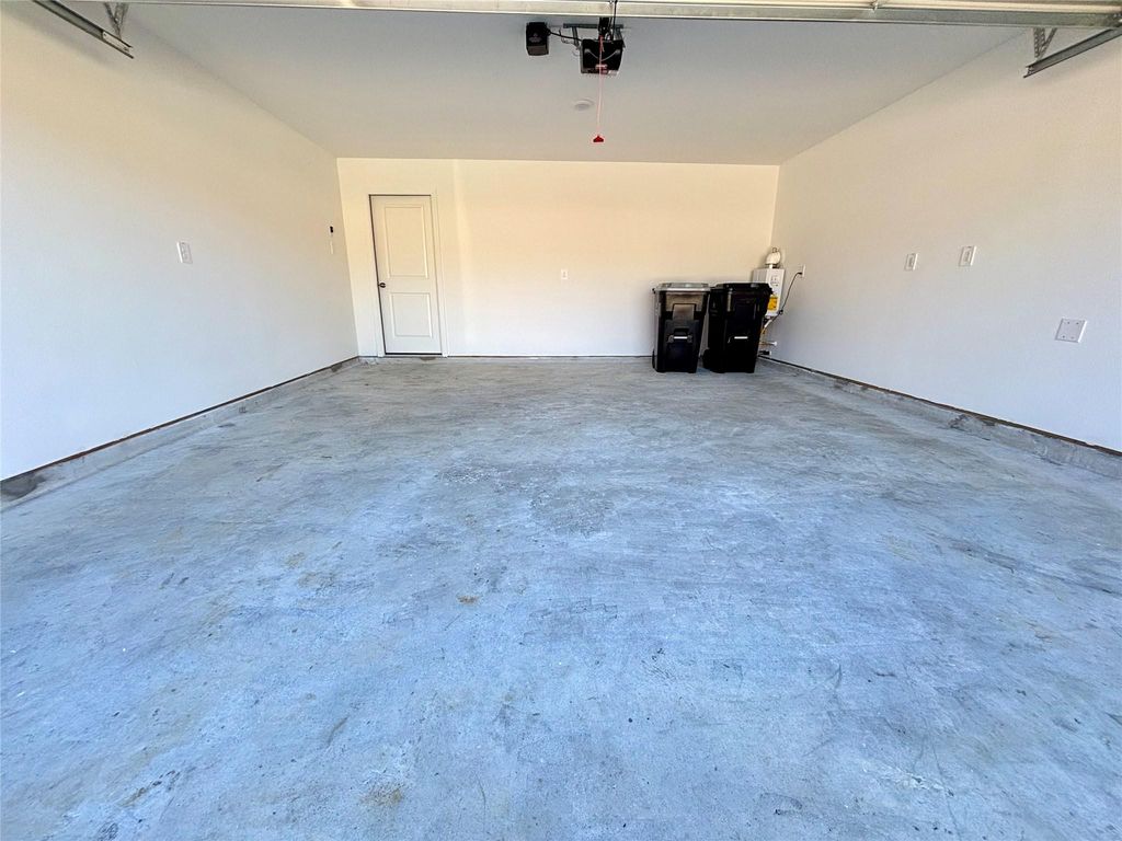 Image 10 of property listing at 22784 Hackberry Leaf Drive, New Caney, TX 77537