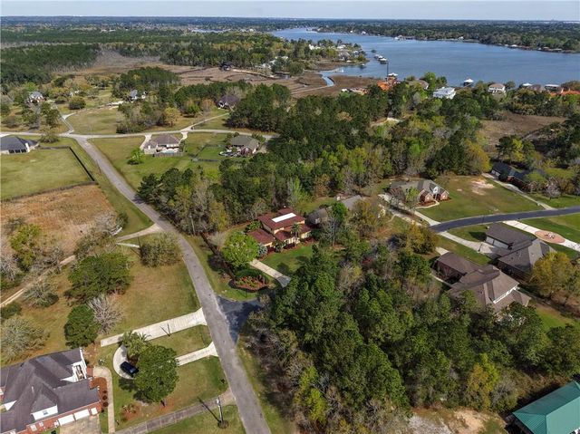 5761 Riverview Plantation Drive, Theodore, AL 36582