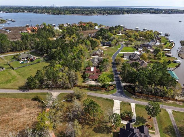 5761 Riverview Plantation Drive, Theodore, AL 36582