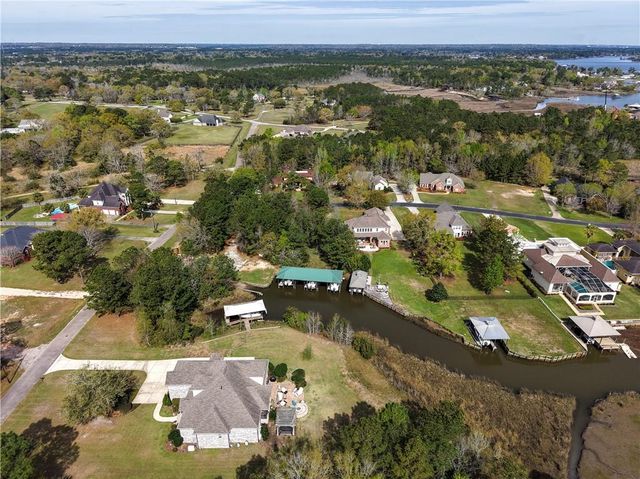 5761 Riverview Plantation Drive, Theodore, AL 36582