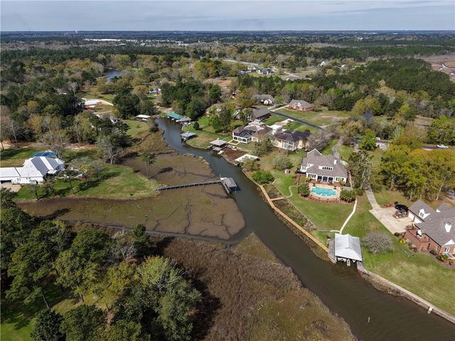 5761 Riverview Plantation Drive, Theodore, AL 36582