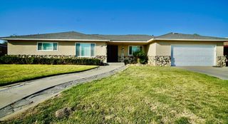 964 Greenfield Avenue, Hanford, CA 93230