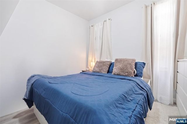 647 19th Street, Newark, NJ 07103