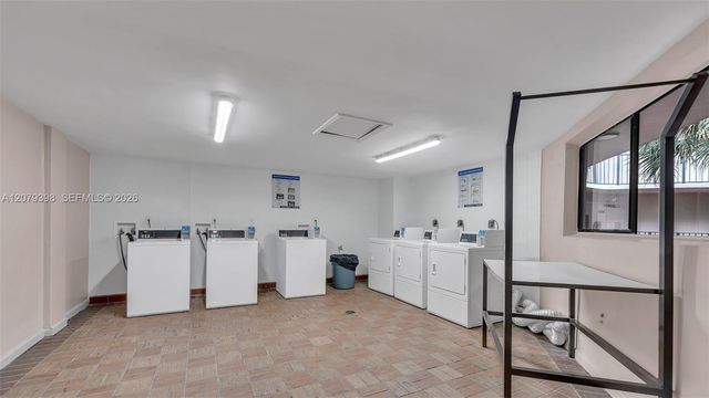 8500 SW 133rd Ave Road 302, Miami, FL 33183