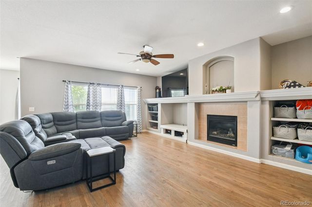 4144 S Liverpool Way, Aurora, CO 80013