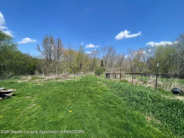 8177 E Eaton Highway, Mulliken, MI 48861