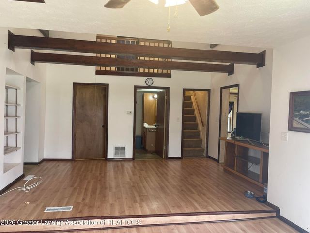 8177 E Eaton Highway, Mulliken, MI 48861