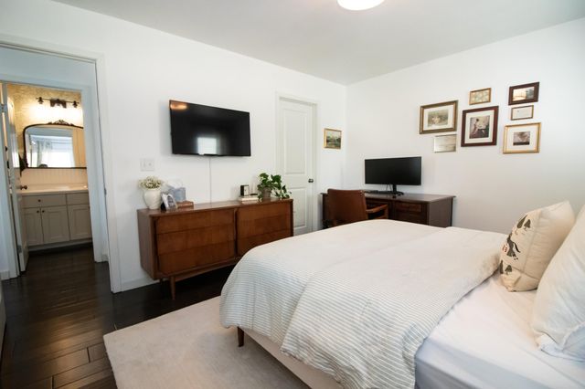 6065 60 Avenue S, Fargo, ND 58104