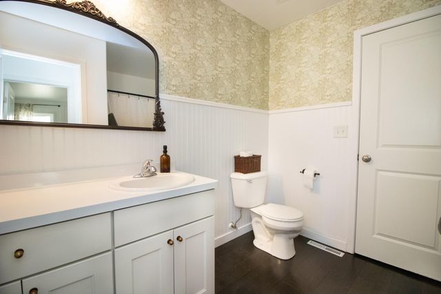 6065 60 Avenue S, Fargo, ND 58104