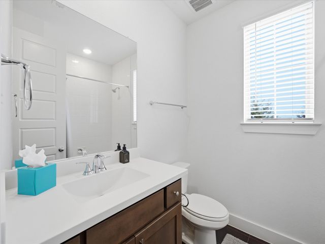 1701 Pelham Drive, Aubrey, TX 76227