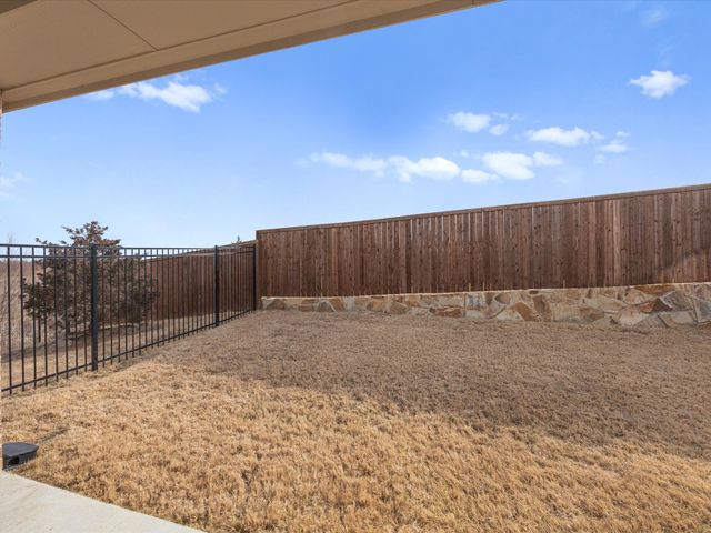 1701 Pelham Drive, Aubrey, TX 76227