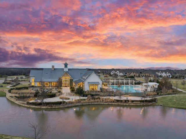 1701 Pelham Drive, Aubrey, TX 76227