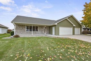 1275 CARMEN COURT, De Pere, WI 54115