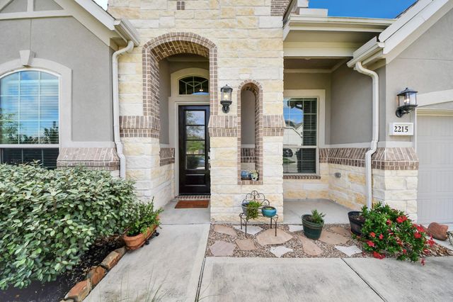 2215 Keystone Ridge Lane, Richmond, TX 77469