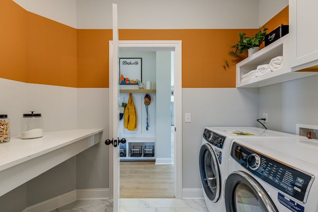 840 Drivers Cir, Columbia, TN 38401