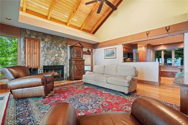 202 Sanderlin Mountain Drive N, Big Canoe, GA 30143