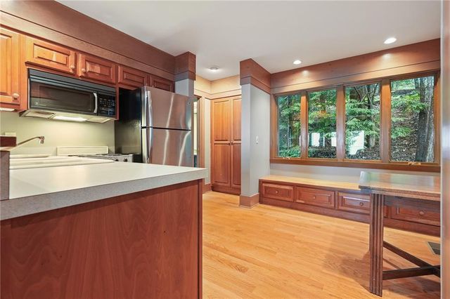 202 Sanderlin Mountain Drive N, Big Canoe, GA 30143
