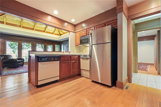 202 Sanderlin Mountain Drive N, Big Canoe, GA 30143